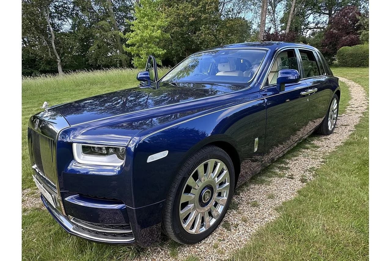 Rolls - Royce Phantom V12 - Thumbnail 5