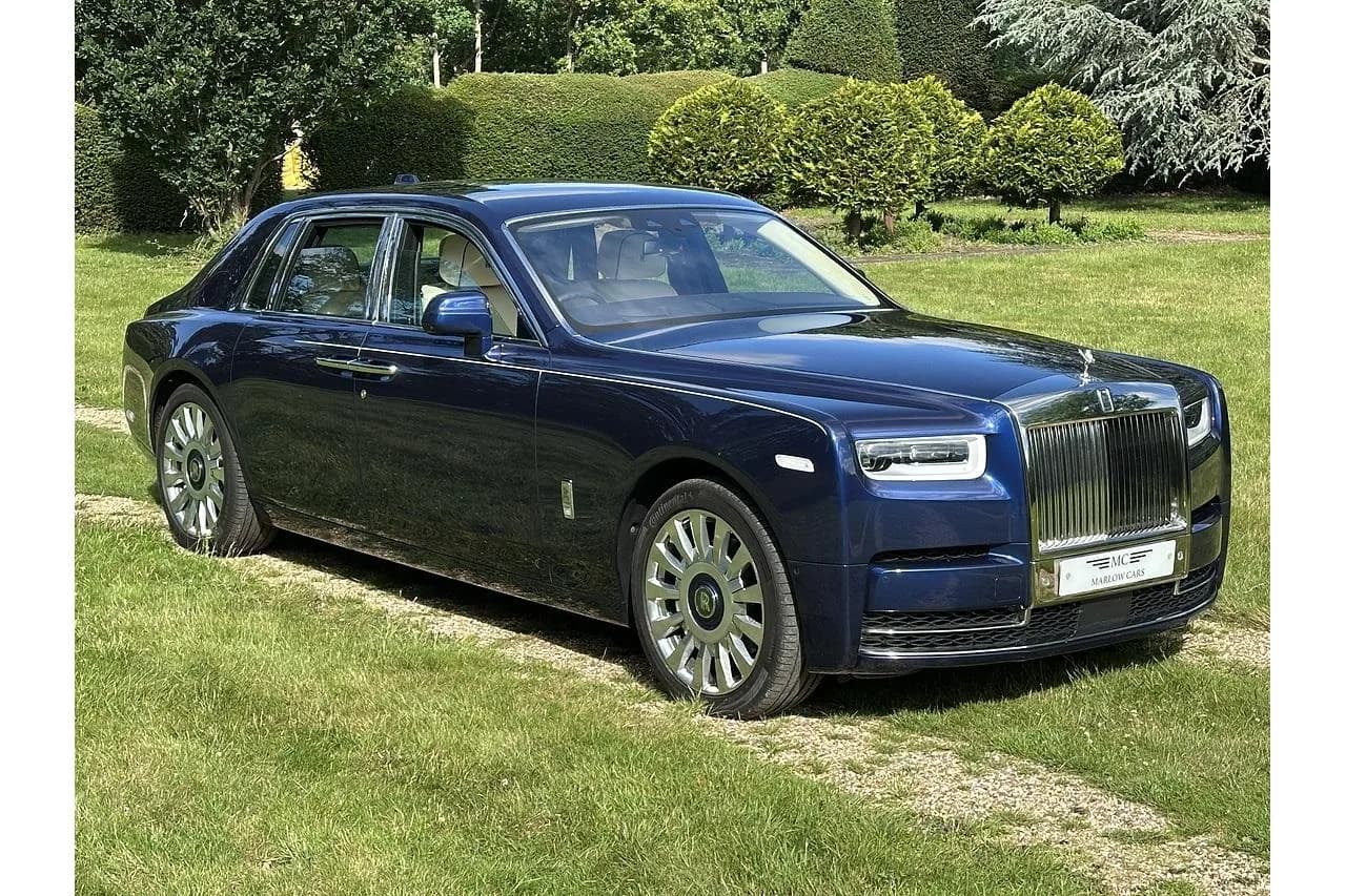 Rolls - Royce Phantom V12 - Thumbnail 7