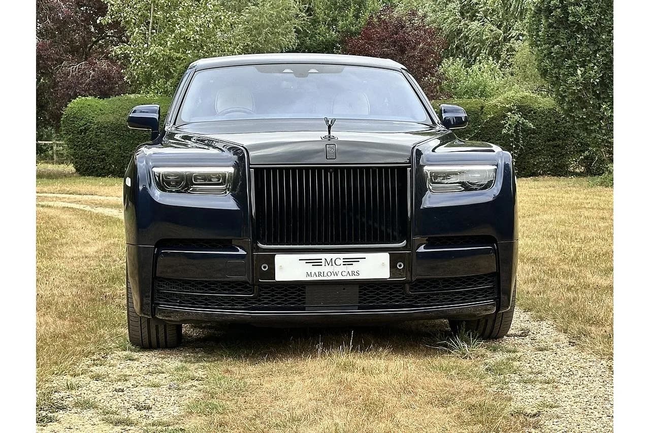 2025 Rolls - Royce Phantom V12 - Thumbnail 8