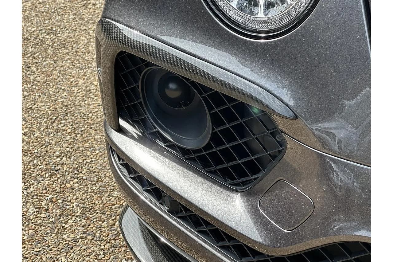 2018 Bentley Bentayga W12 - Thumbnail 4