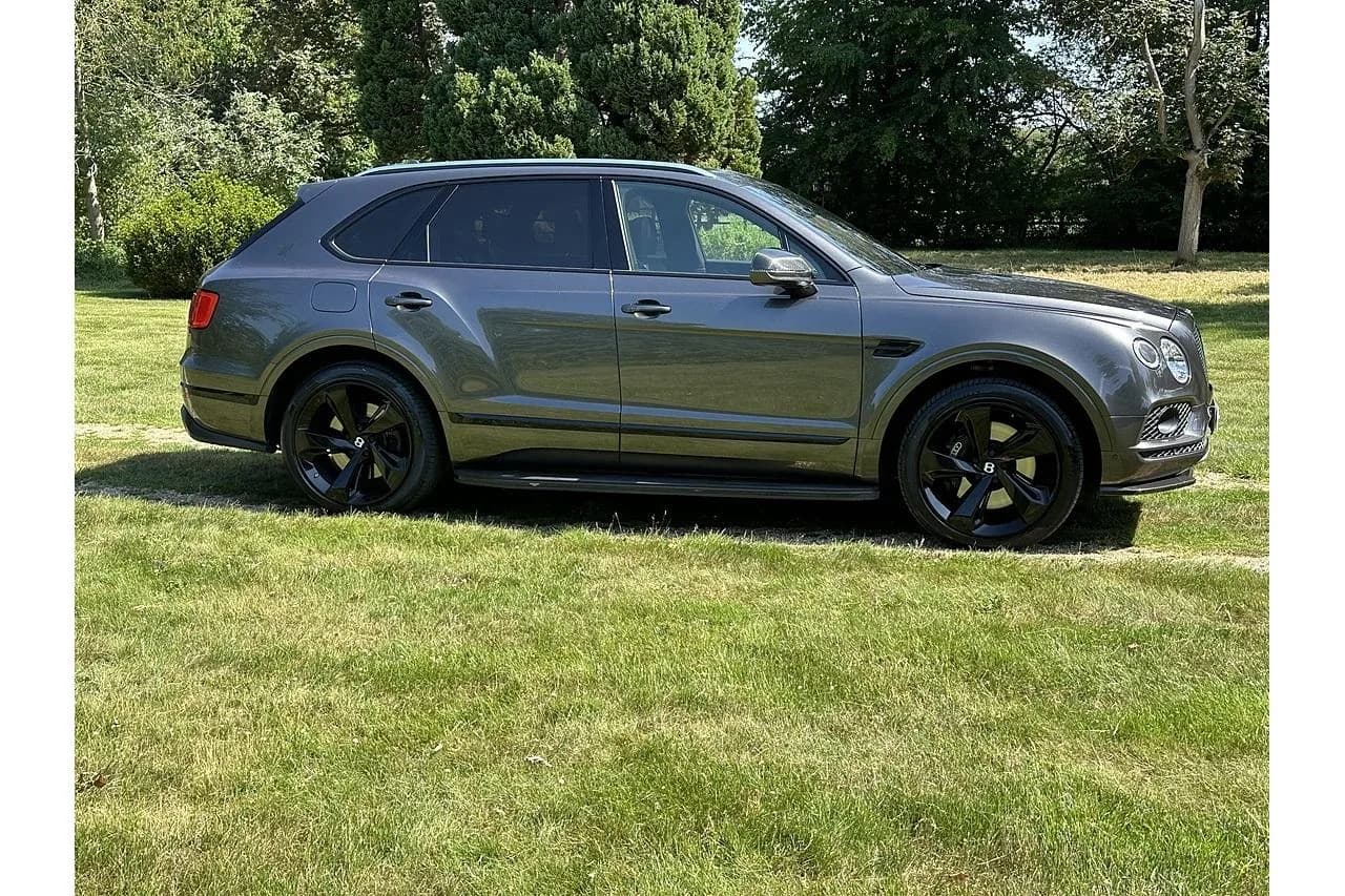 2018 Bentley Bentayga W12 - Thumbnail 6