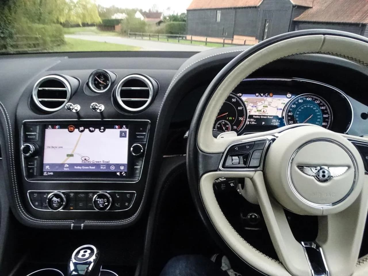 2019 Bentley 4.0 V8 Auto 4WD Euro 6 (s/s) 5dr - Thumbnail 8