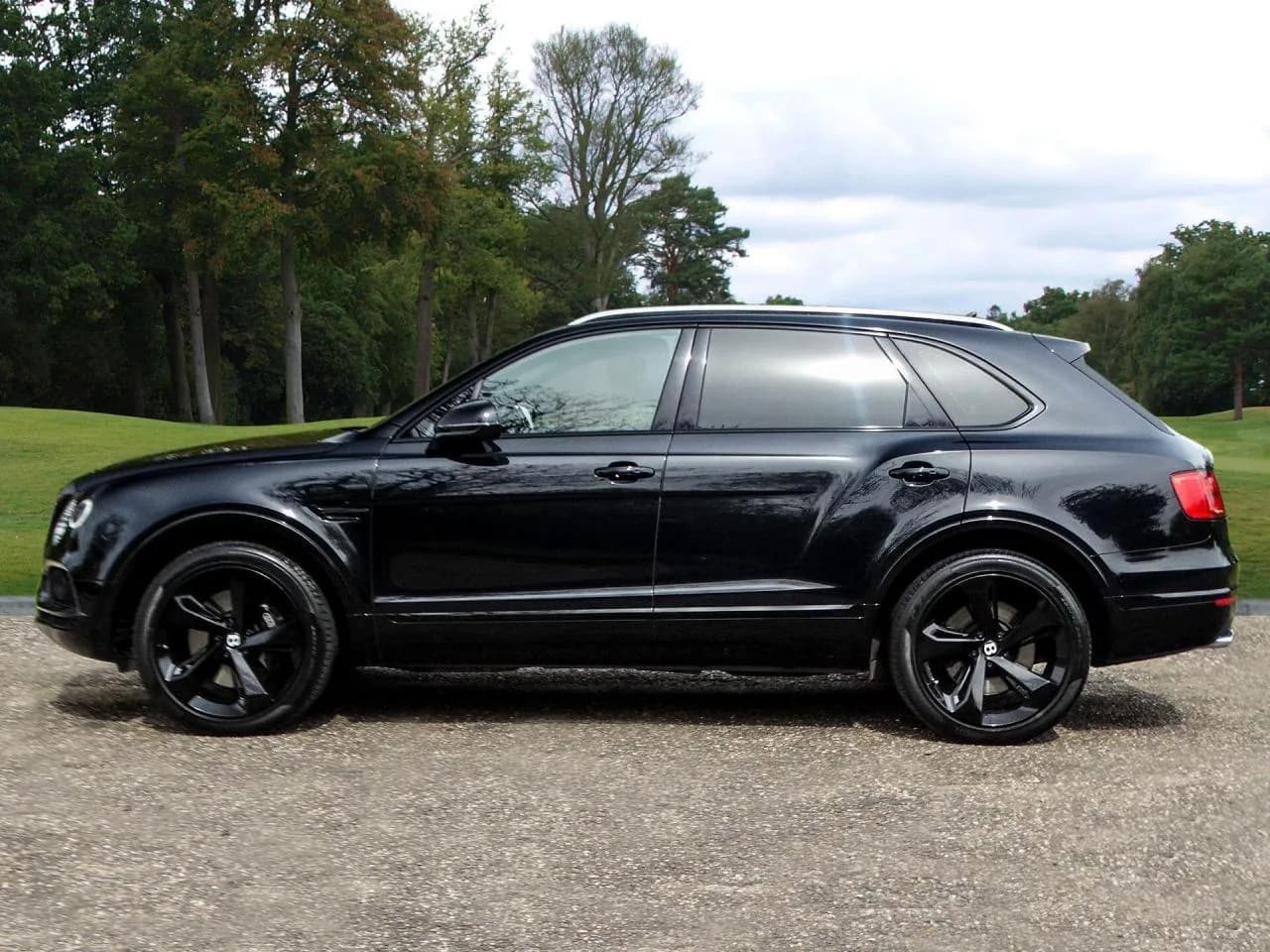 2019 Bentley 4.0 V8 Auto 4WD Euro 6 (s/s) 5dr - Thumbnail 2