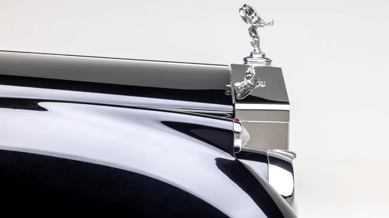1961 Rolls - Royce Silver Cloud II H.J. Mulliner Drophead Coupe - Thumbnail 4