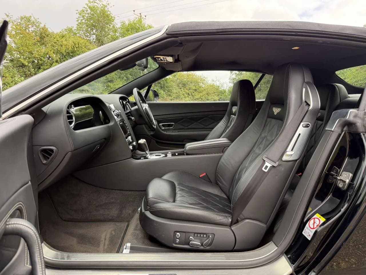 2009 Bentley 6.0 W12 GTC Speed Auto 4WD Euro 4 2dr - Thumbnail 3