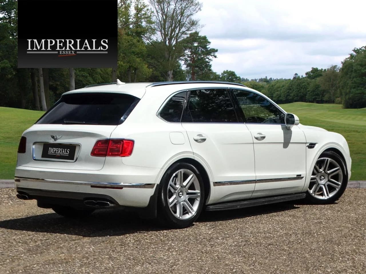 2018 Bentley 4.0d V8 SUV 5dr Diesel Auto 4WD Euro 6 (s/s) (435 ps) - Thumbnail 4