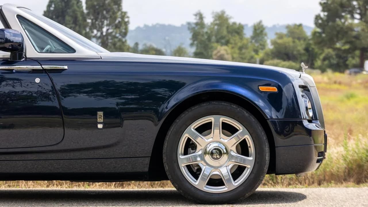2010 Rolls - Royce Phantom Drophead Coupé - Thumbnail 4