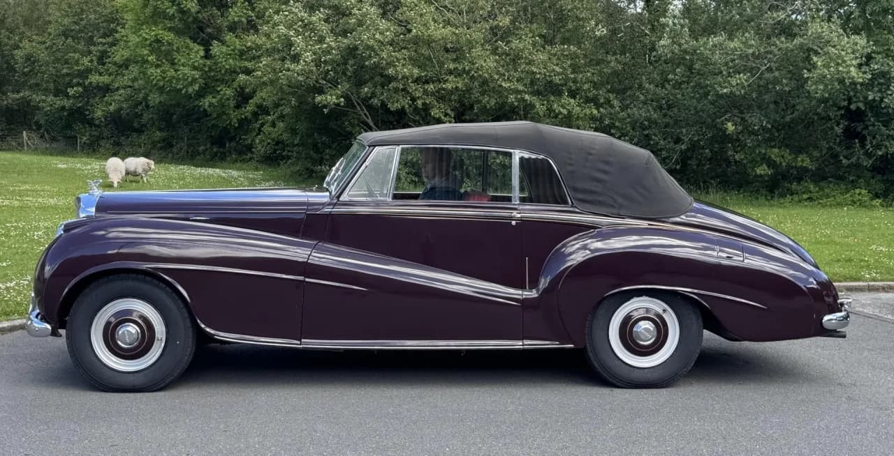 1953 Bentley R Type Mulliner Drophead Coupe - Thumbnail 8
