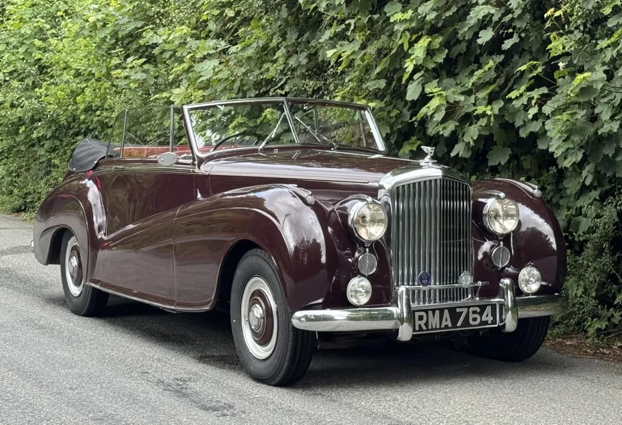 1953 Bentley R Type Mulliner Drophead Coupe - Thumbnail 3