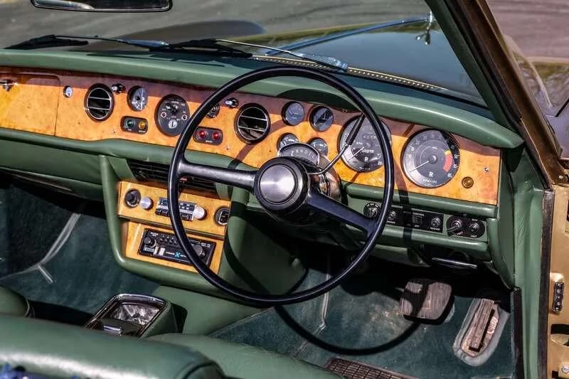 1974 Rolls - Royce Corniche - Thumbnail 2