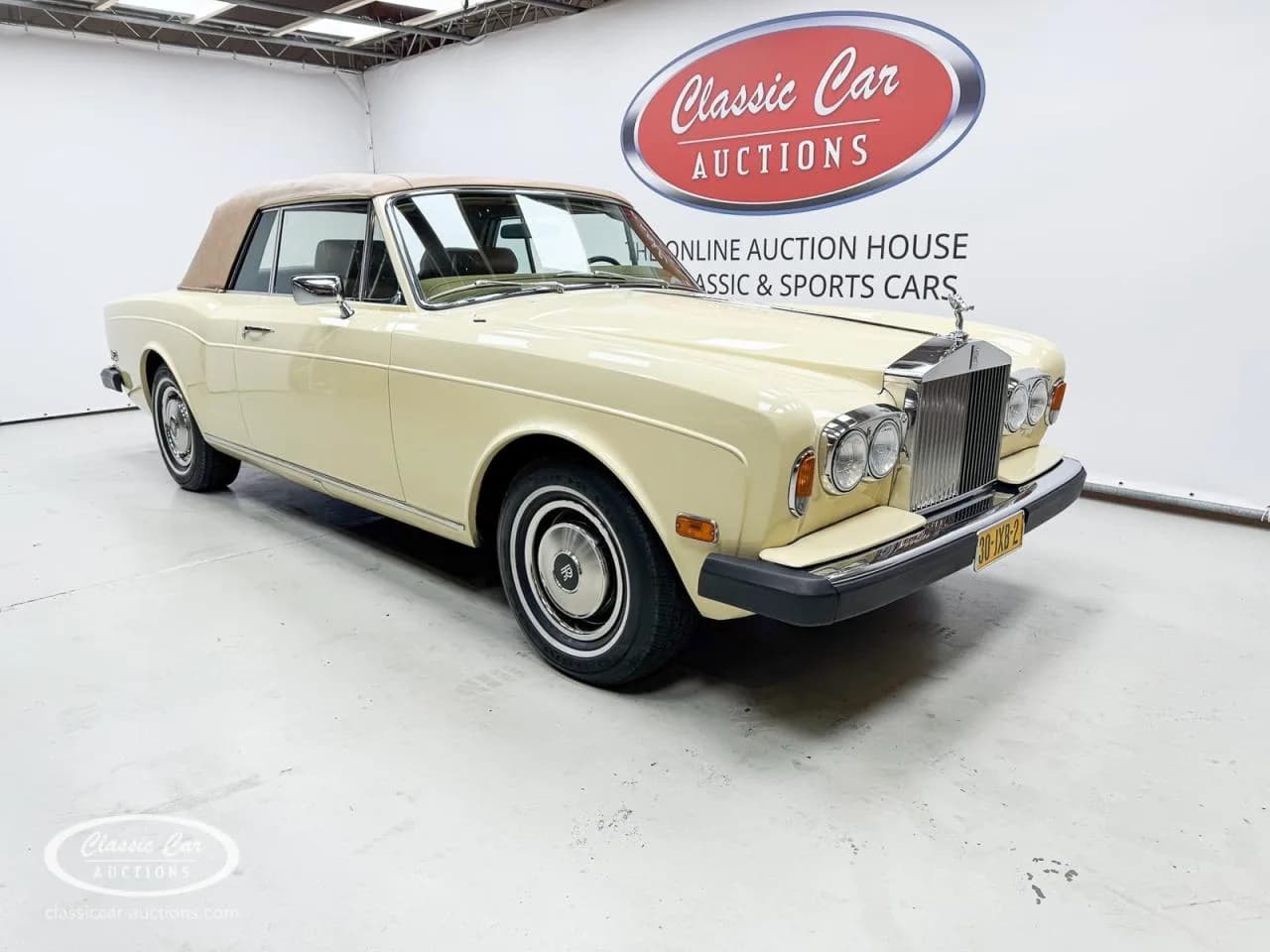 1978 Rolls - Royce Corniche - Thumbnail 2