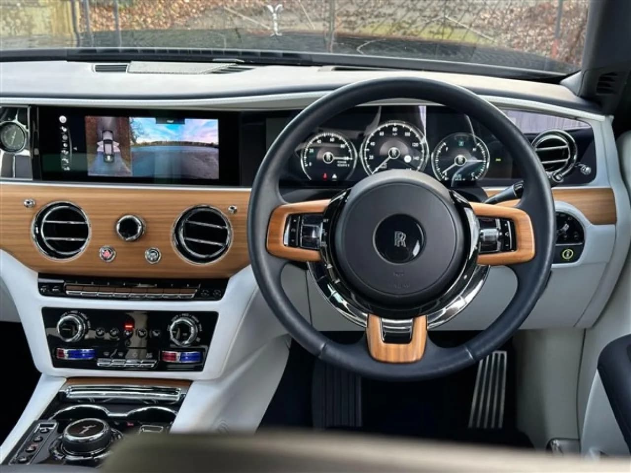 2021 Rolls - Royce Ghost - Thumbnail 8