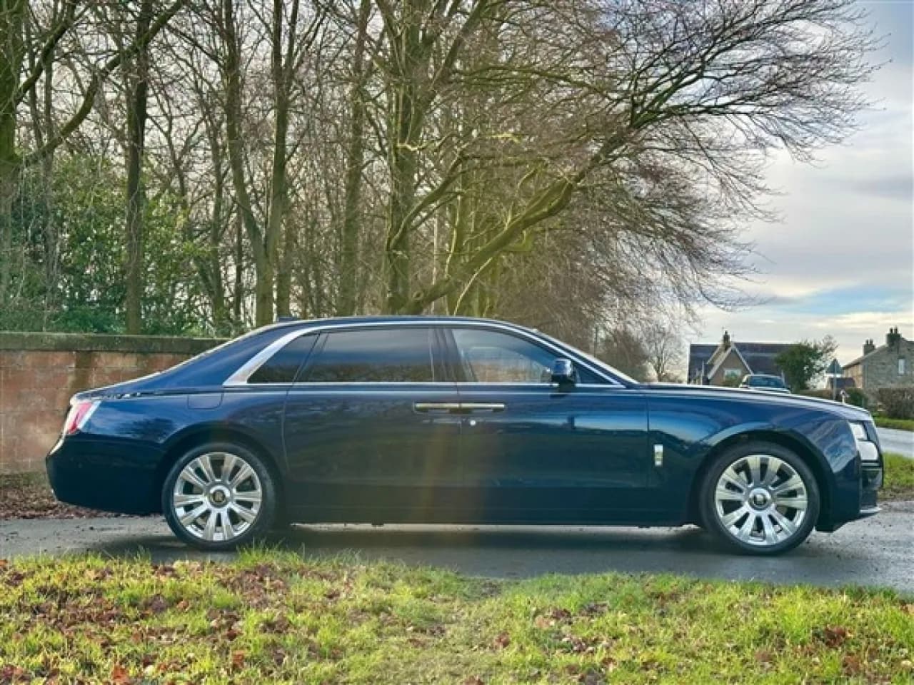 2021 Rolls - Royce Ghost - Thumbnail 3