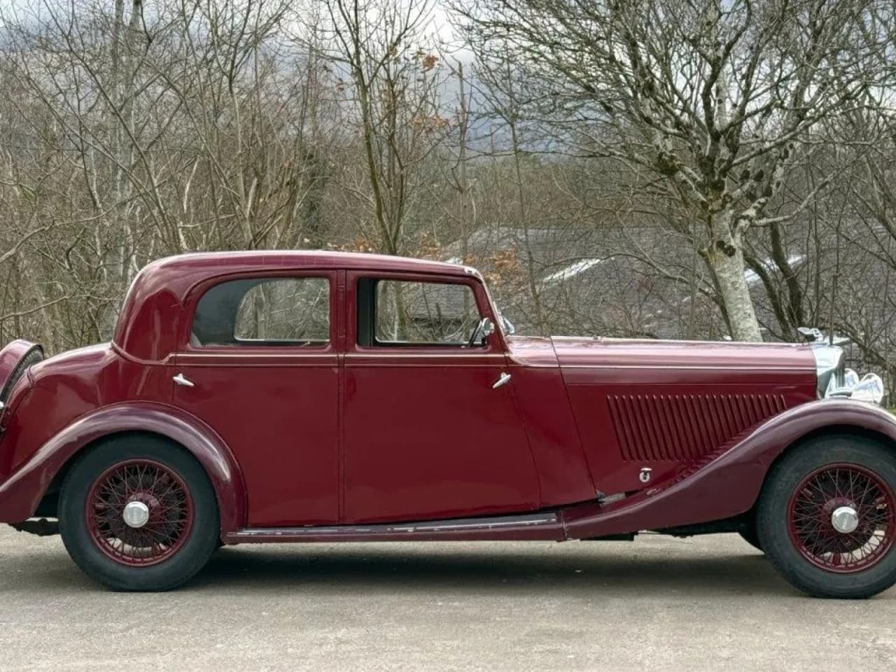 1934 Bentley 3 1/2 Park Ward Saloon - Thumbnail 3