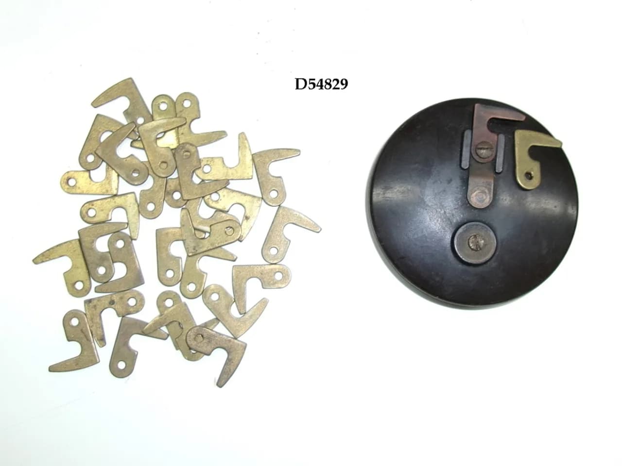 22x D54829 / LB061 Ignition rotor contact plate