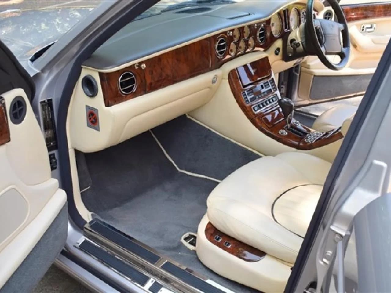 2001 Bentley Arnage - Thumbnail 4