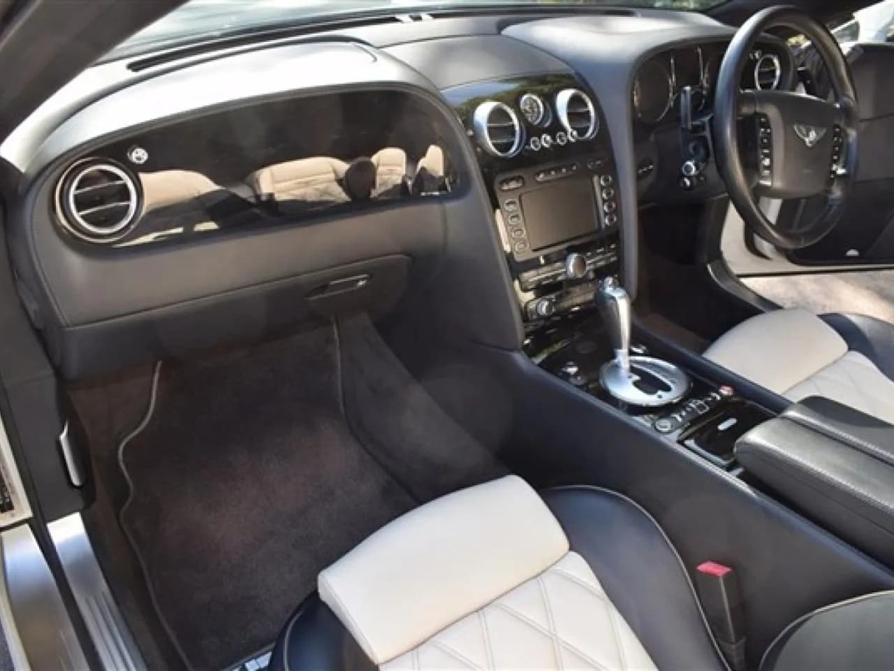 2010 Bentley Continental GTC - Thumbnail 4