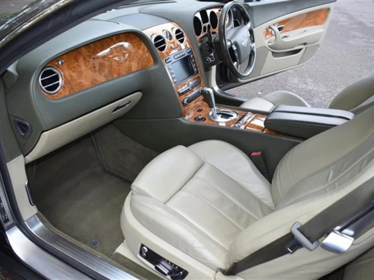 2004 Bentley Continental GT - Thumbnail 4
