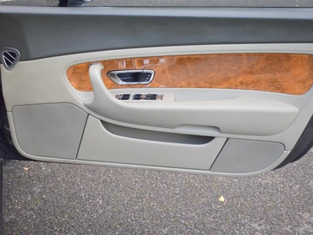 2004 Bentley Continental GT - Thumbnail 8
