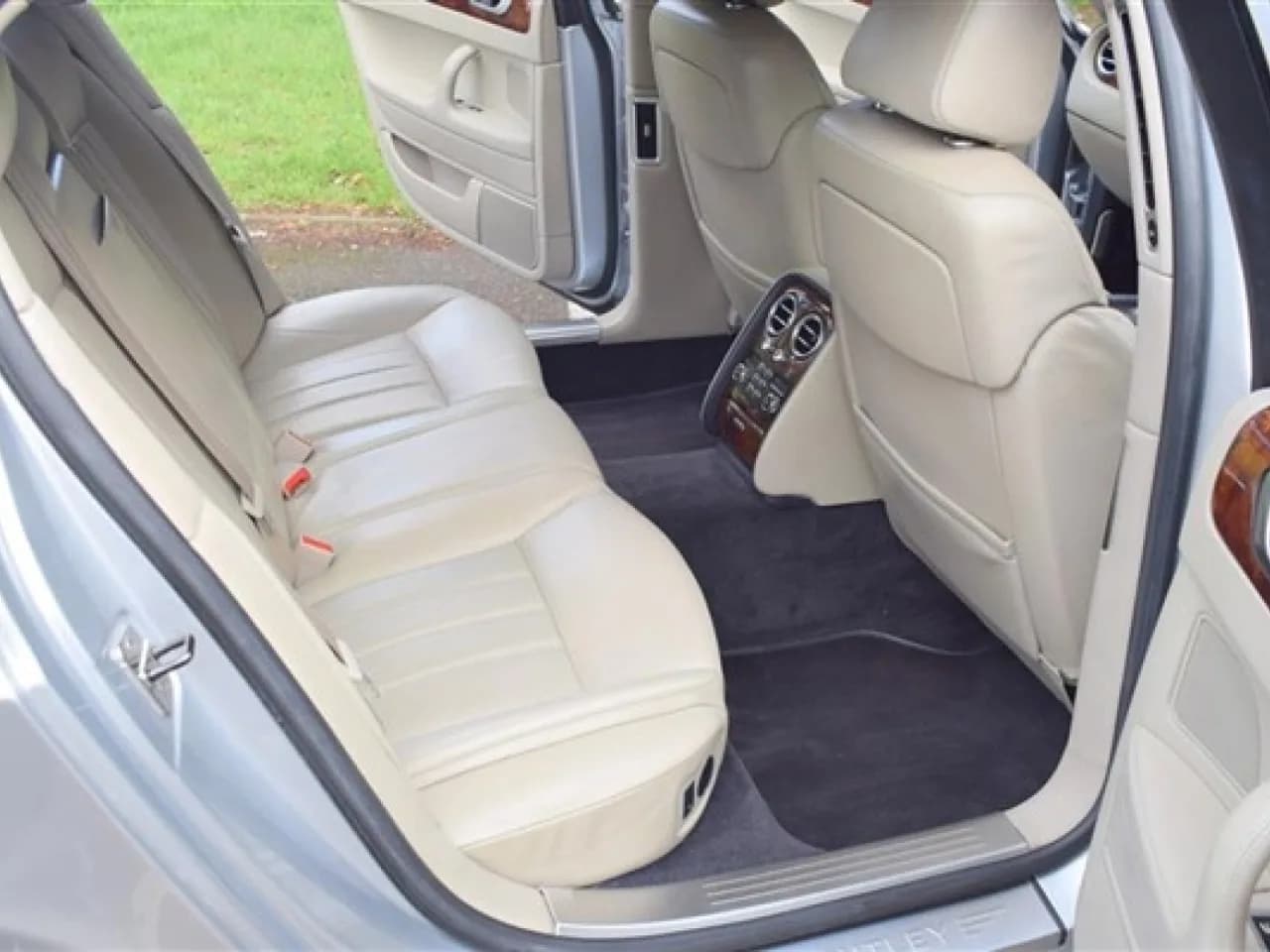 2006 Bentley Flying Spur - Thumbnail 5