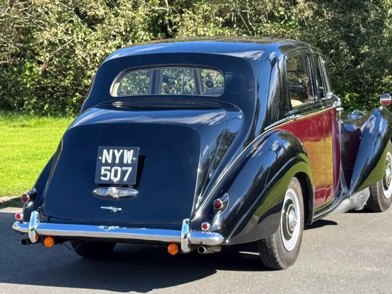 1953 Bentley R Type Manual Sports Saloon - Thumbnail 3