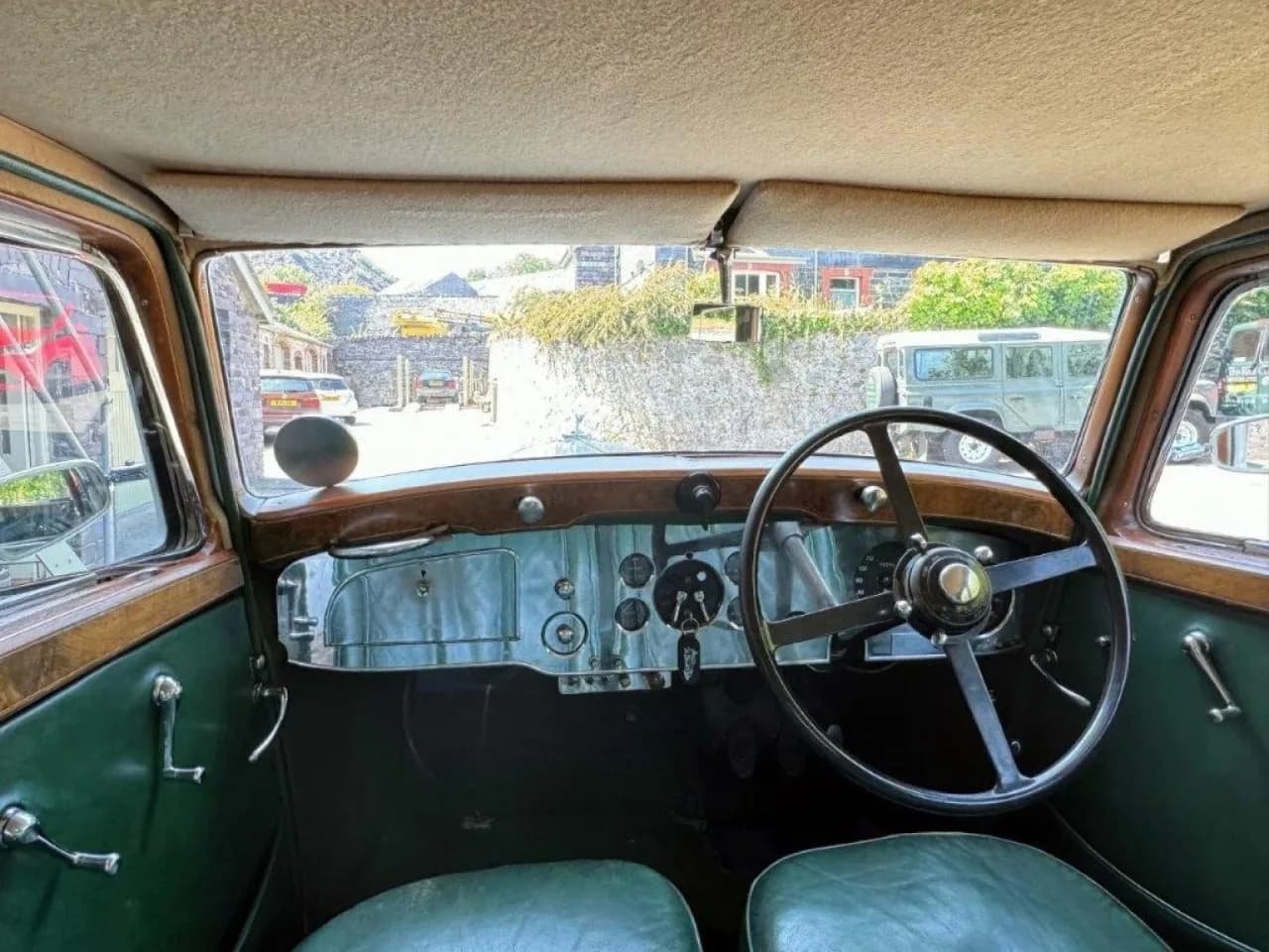 1935 Bentley 3 1/2 Thrupp & Maberley Sports Saloon - Thumbnail 7