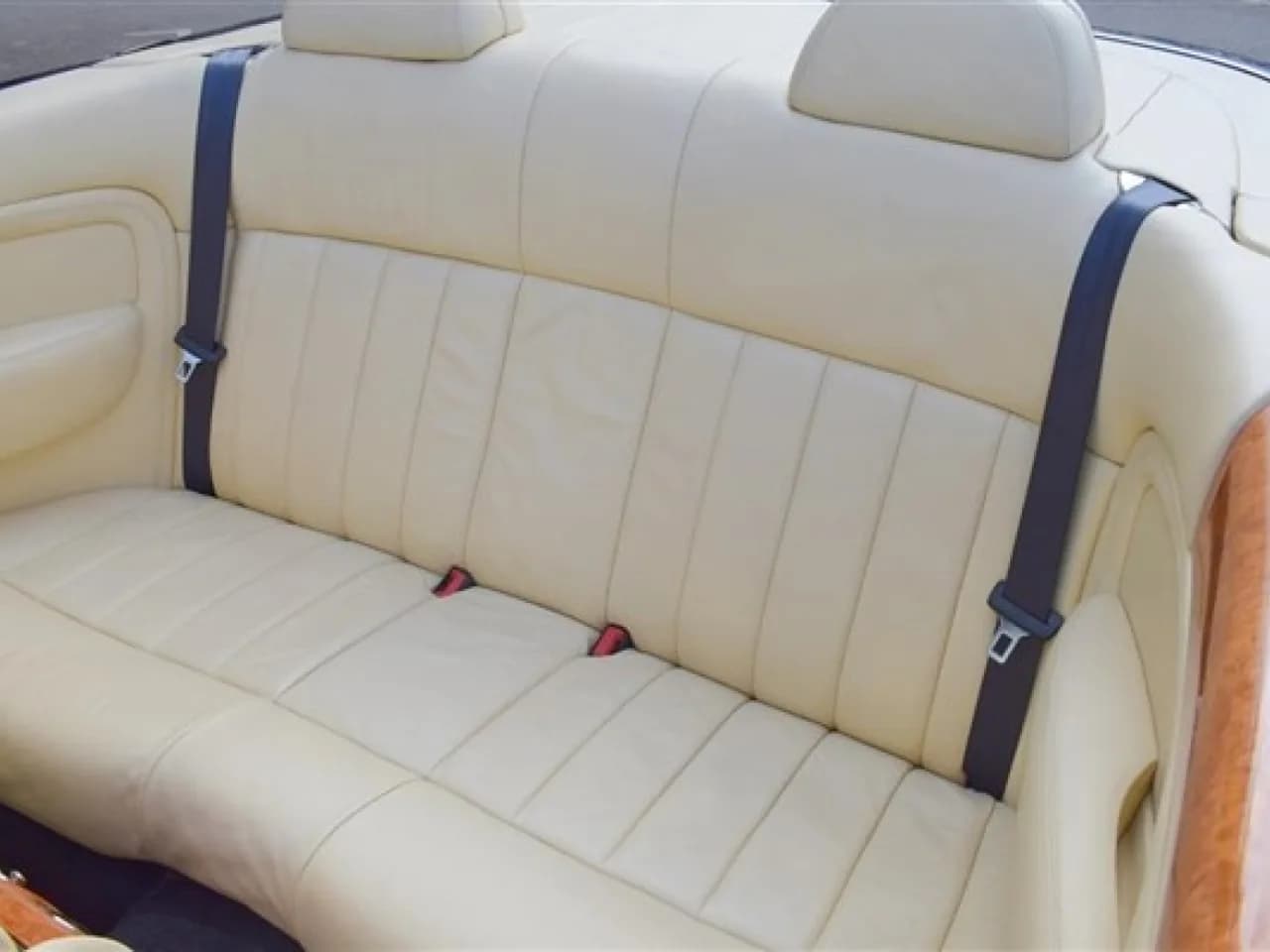 2006 Bentley AZURE - Thumbnail 5