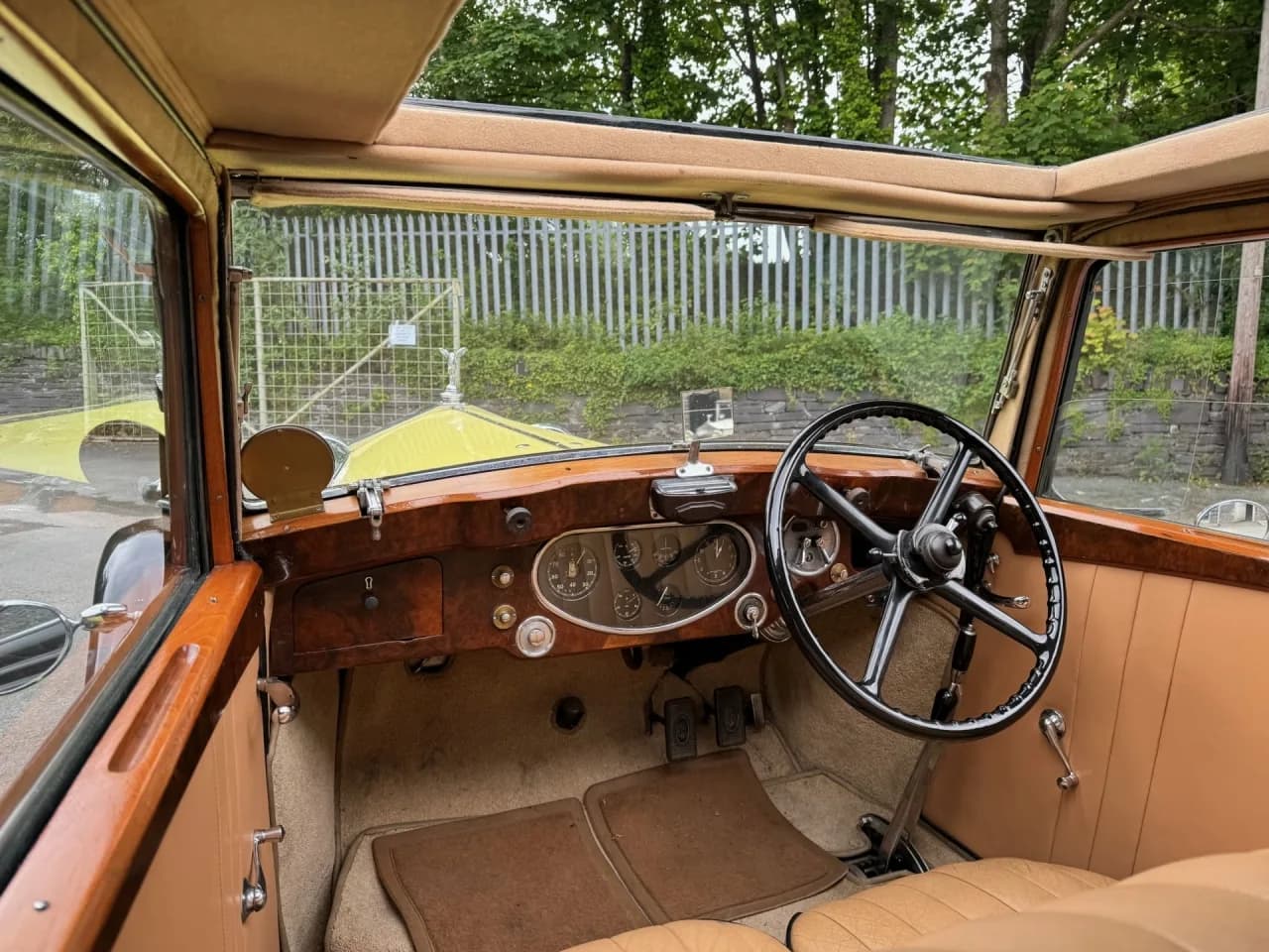 1933 Rolls - Royce 20/25 Mann Egerton Continental Saloon - Thumbnail 6