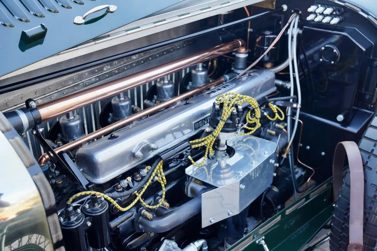 1948 Bentley Speed Eight &ldquo;By Racing Green&rdquo; SHORT CHASSIS - Thumbnail 4