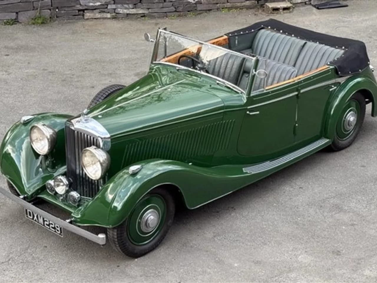 1937 Bentley 4 1/4 Ltr Vanden Plas Allweather Tourer B179JY - Thumbnail 5