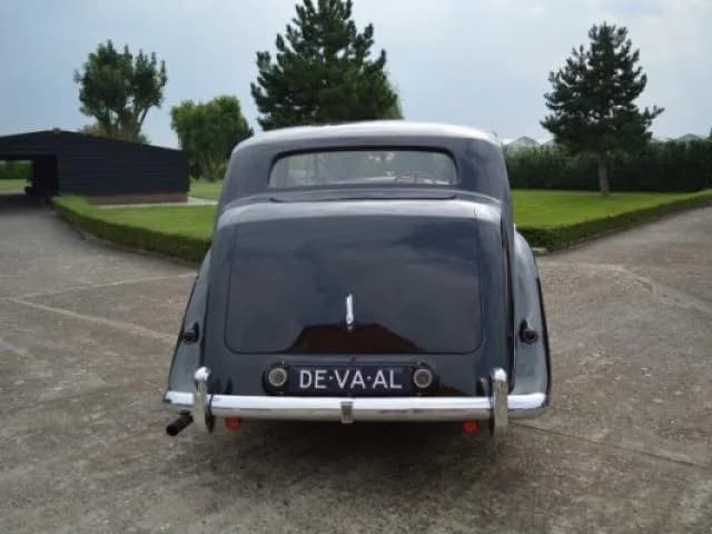 1952 Rolls - Royce Silver Wraith - Thumbnail 3
