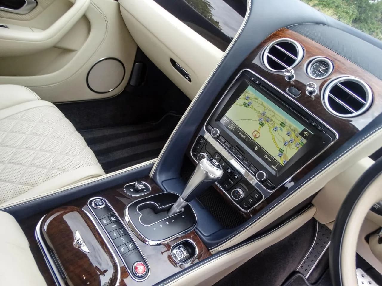 2017 Bentley 4.0 V8 GT S Coupe 2dr Petrol Auto 4WD Euro 6 (528 ps) - Thumbnail 6
