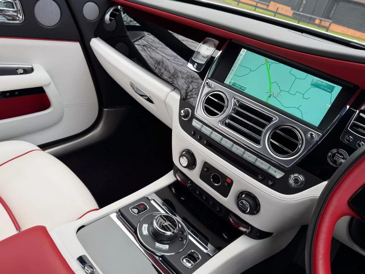 2017 Rolls - Royce 6.6 V12 Auto Euro 6 2dr - Thumbnail 6