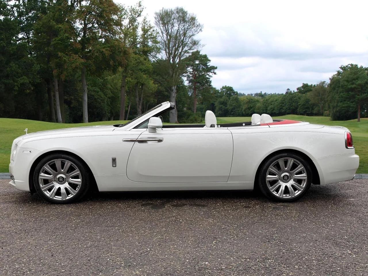 2017 Rolls - Royce 6.6 V12 Auto Euro 6 2dr - Thumbnail 2
