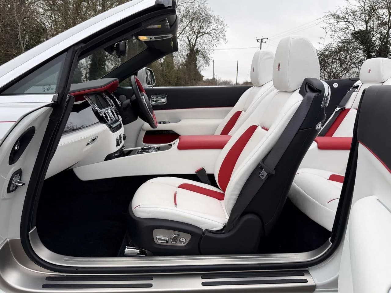 2017 Rolls - Royce 6.6 V12 Auto Euro 6 2dr - Thumbnail 3