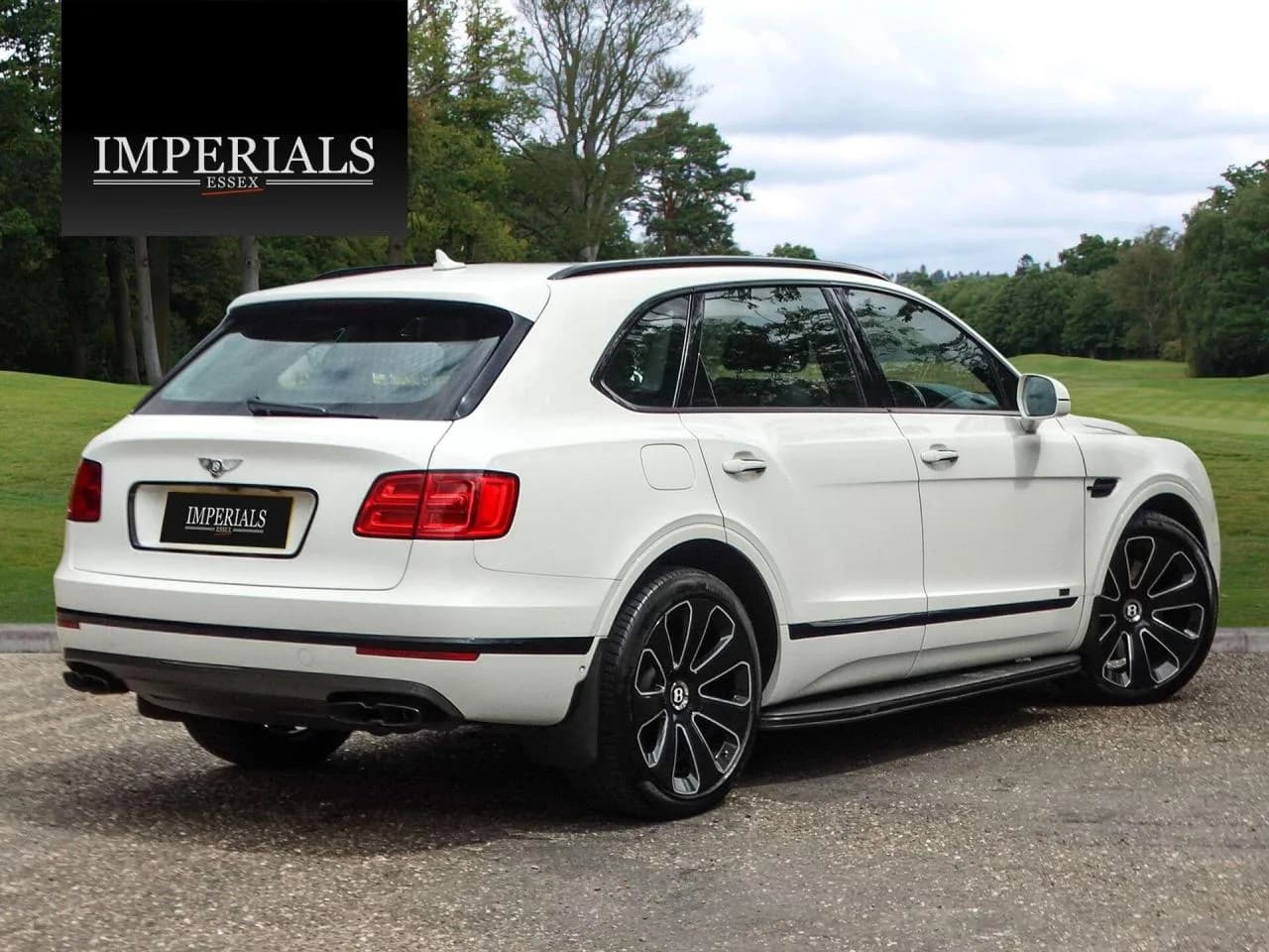 2020 Bentley 4.0 V8 Auto 4WD Euro 6 (s/s) 5dr - Thumbnail 4