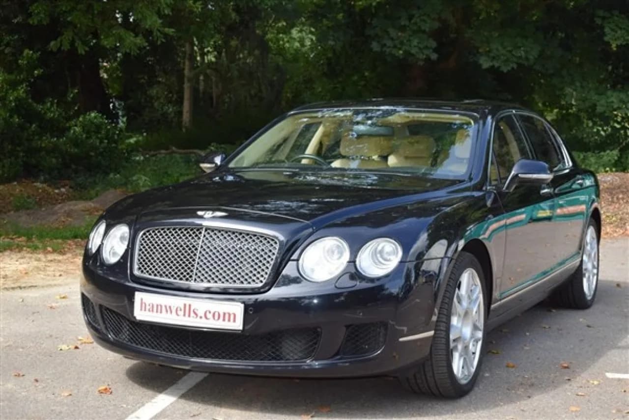 2011 Bentley Flying Spur Mulliner - Thumbnail 5