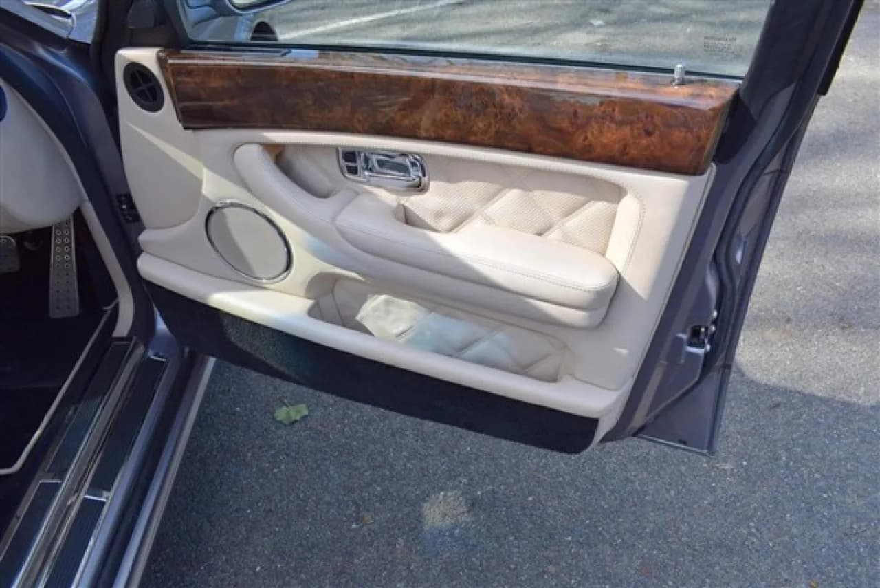 2005 Bentley Arnage T - Thumbnail 8