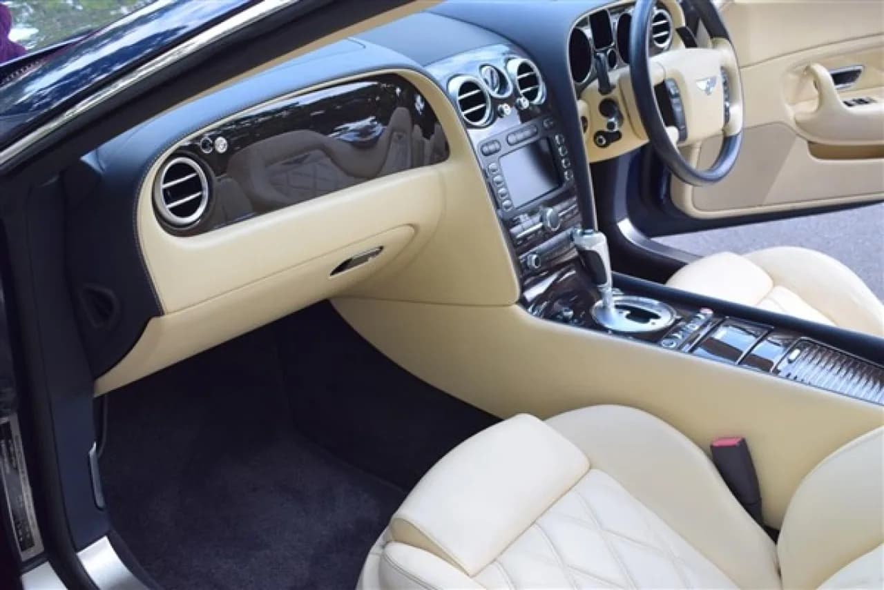2008 Bentley Continental GTC Mulliner - Thumbnail 4