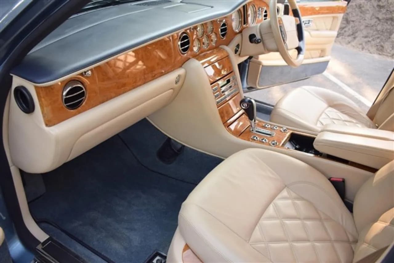 2005 Bentley Arnage R Mulliner - Thumbnail 4