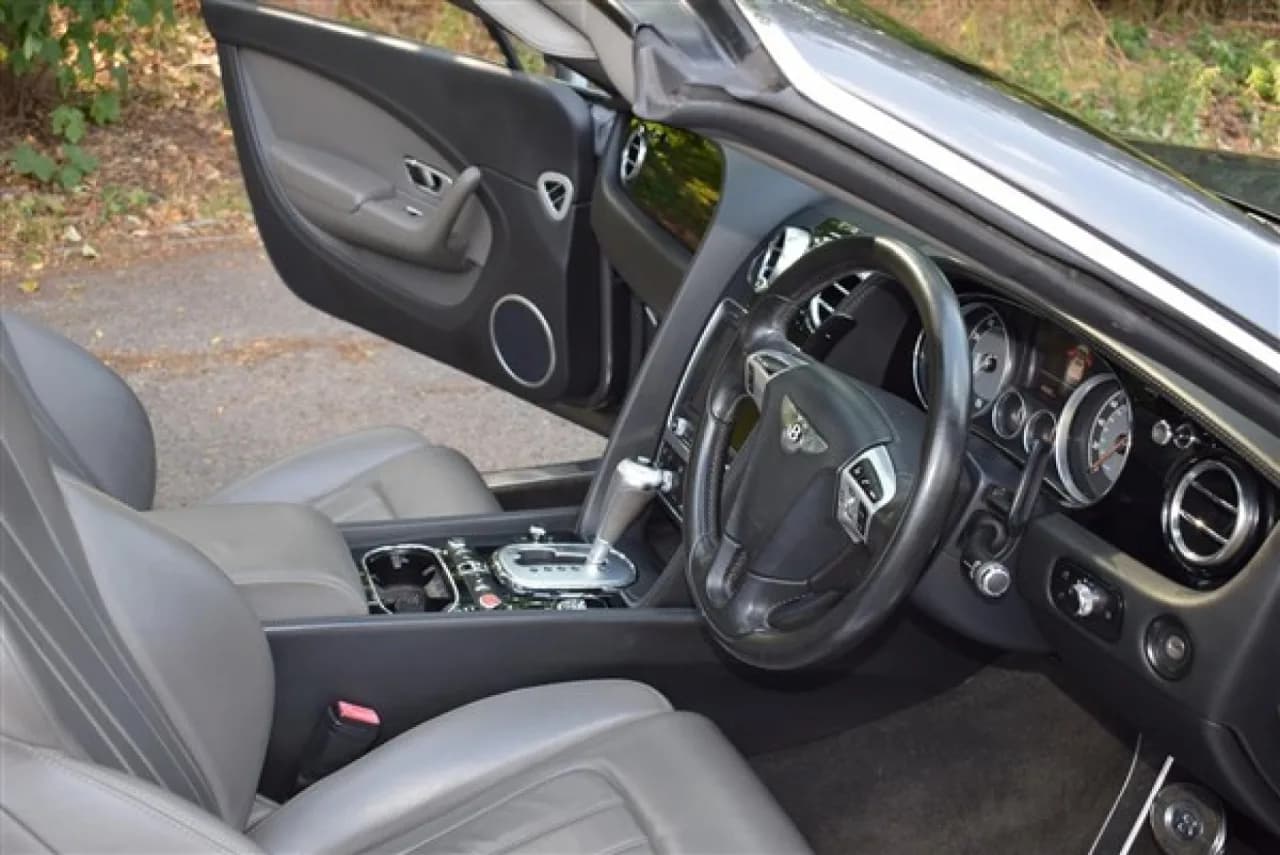 2012 Bentley Continental 4.0 GTC - Thumbnail 4