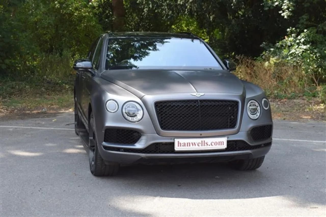 2016 Bentley Bentayga 6.0 W12 - Thumbnail 2