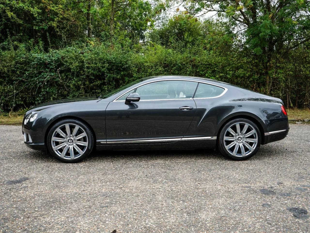 2012 Bentley 6.0 FlexFuel GT Auto 6Spd 4WD Euro 5 2dr - Thumbnail 2