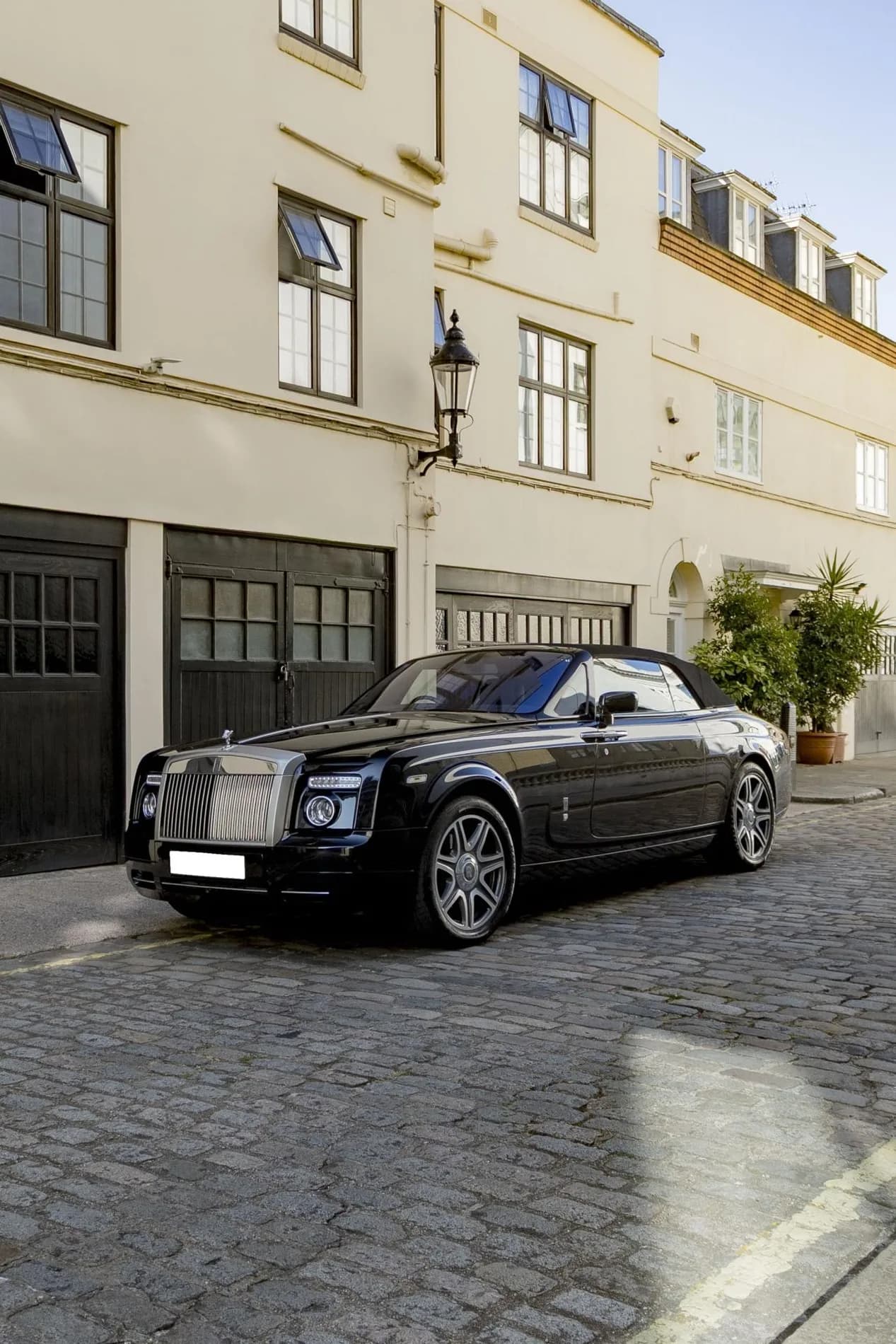2008 Rolls - Royce Phantom Drophead Coup&eacute; - Thumbnail 8