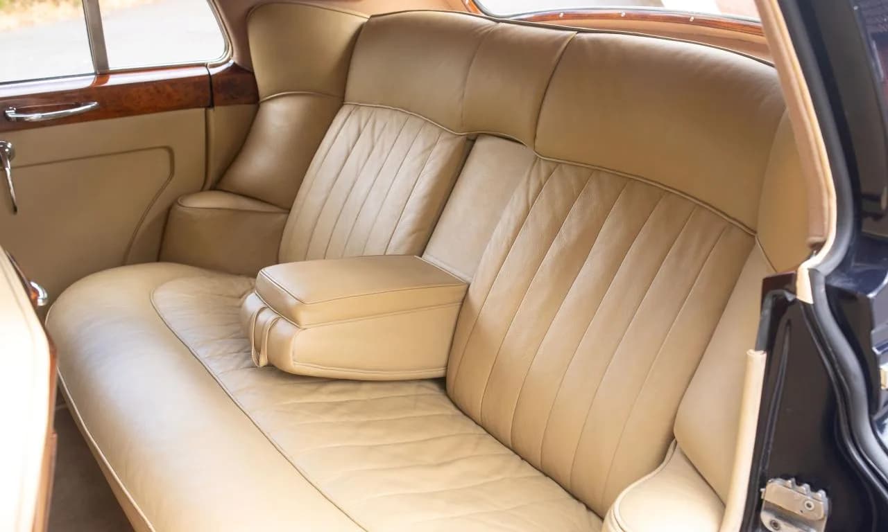 1960 Bentley S2 Saloon Ex-Duke of Marlborough - Thumbnail 6
